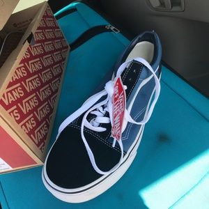 Classic low top vans